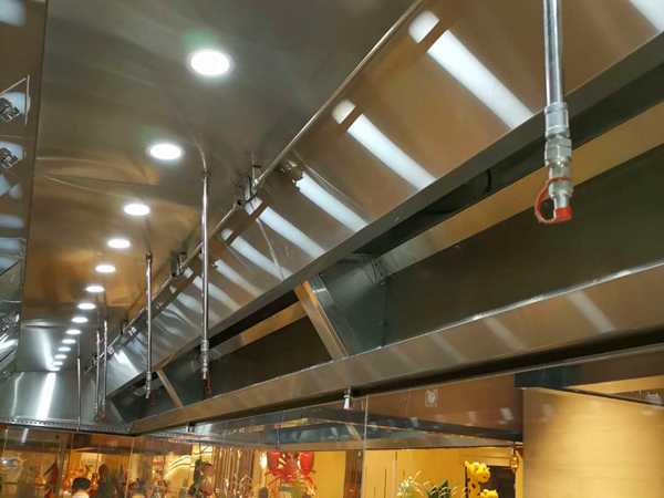 大酒店厨房油烟机清洗 - 郑州新永田.jpg